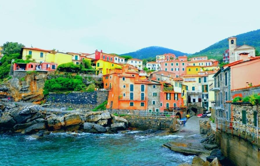 Apartments Tellaro Holiday home