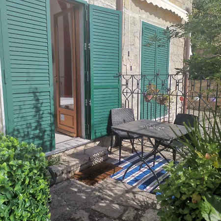 Apartments Tellaro Exterior photo